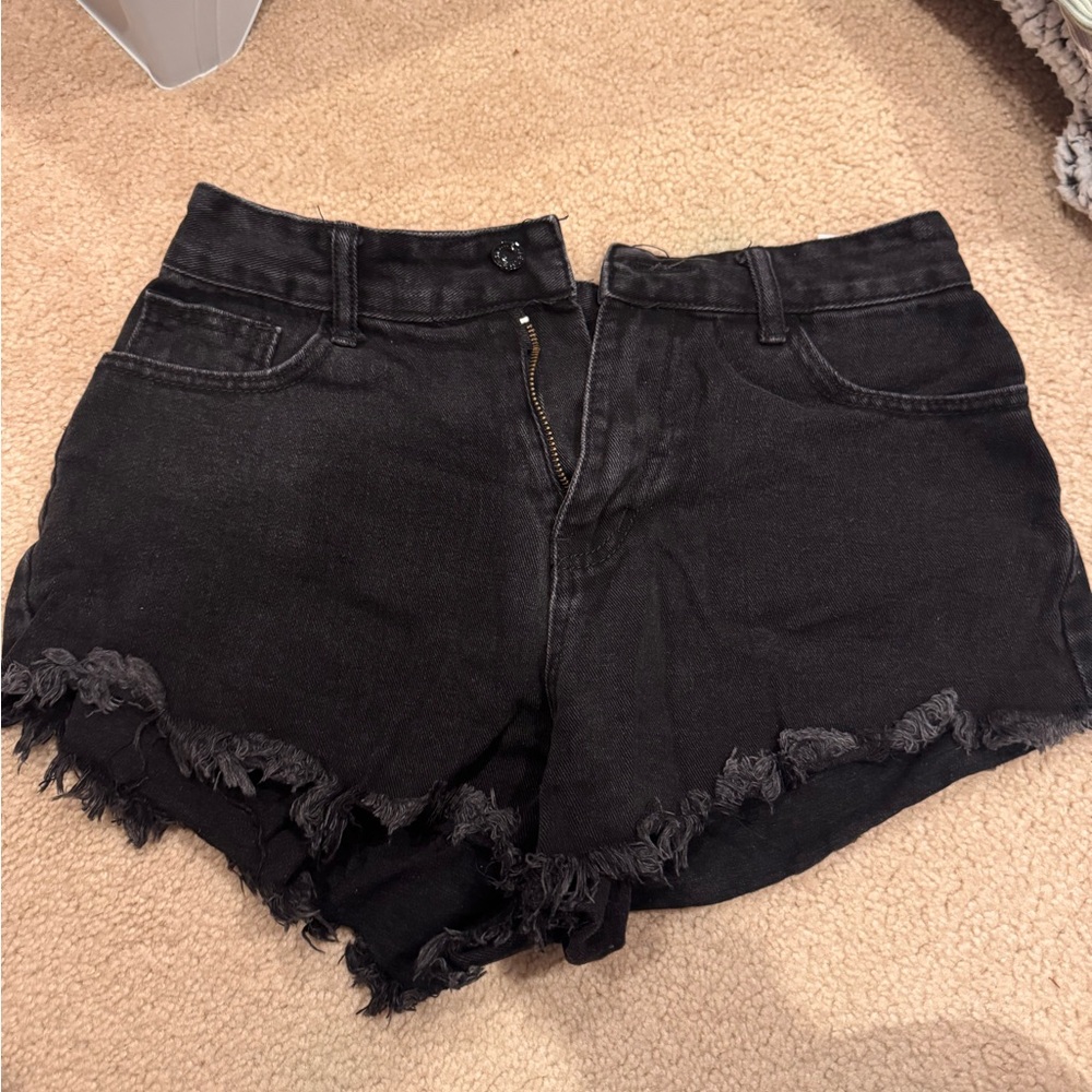 SHEIN Black Frayed Hem Jean Shorts
